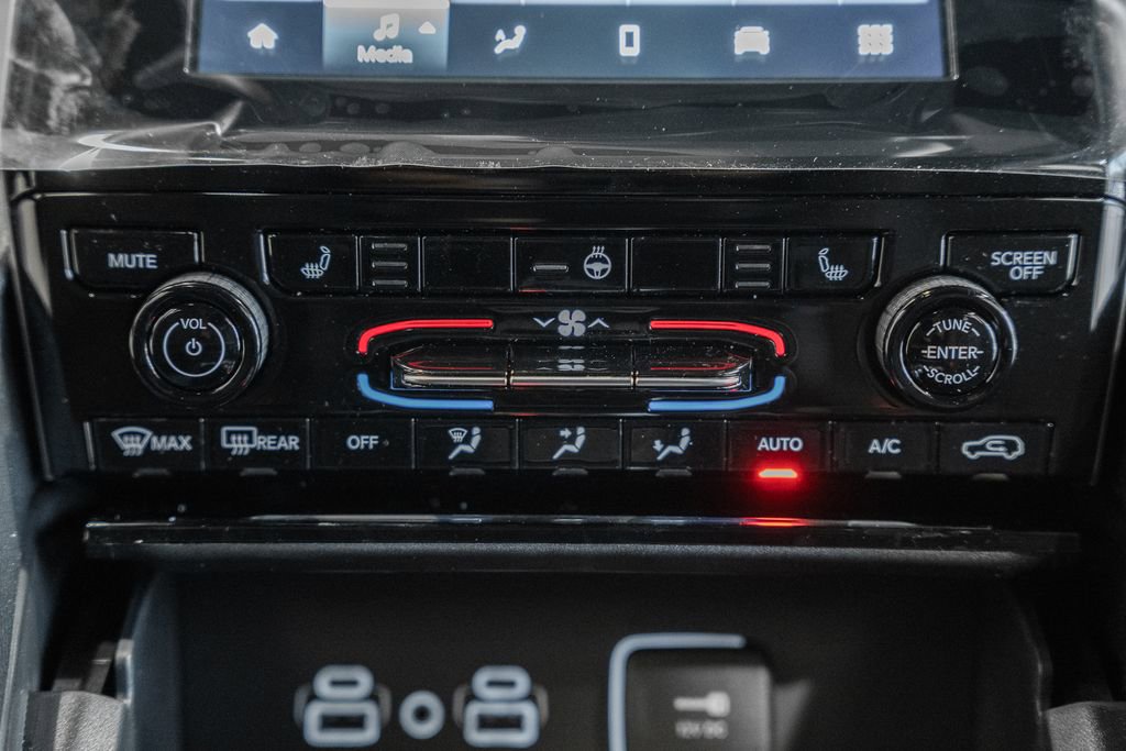 New 2026 Jeep Grand Cherokee Laredo X image 23