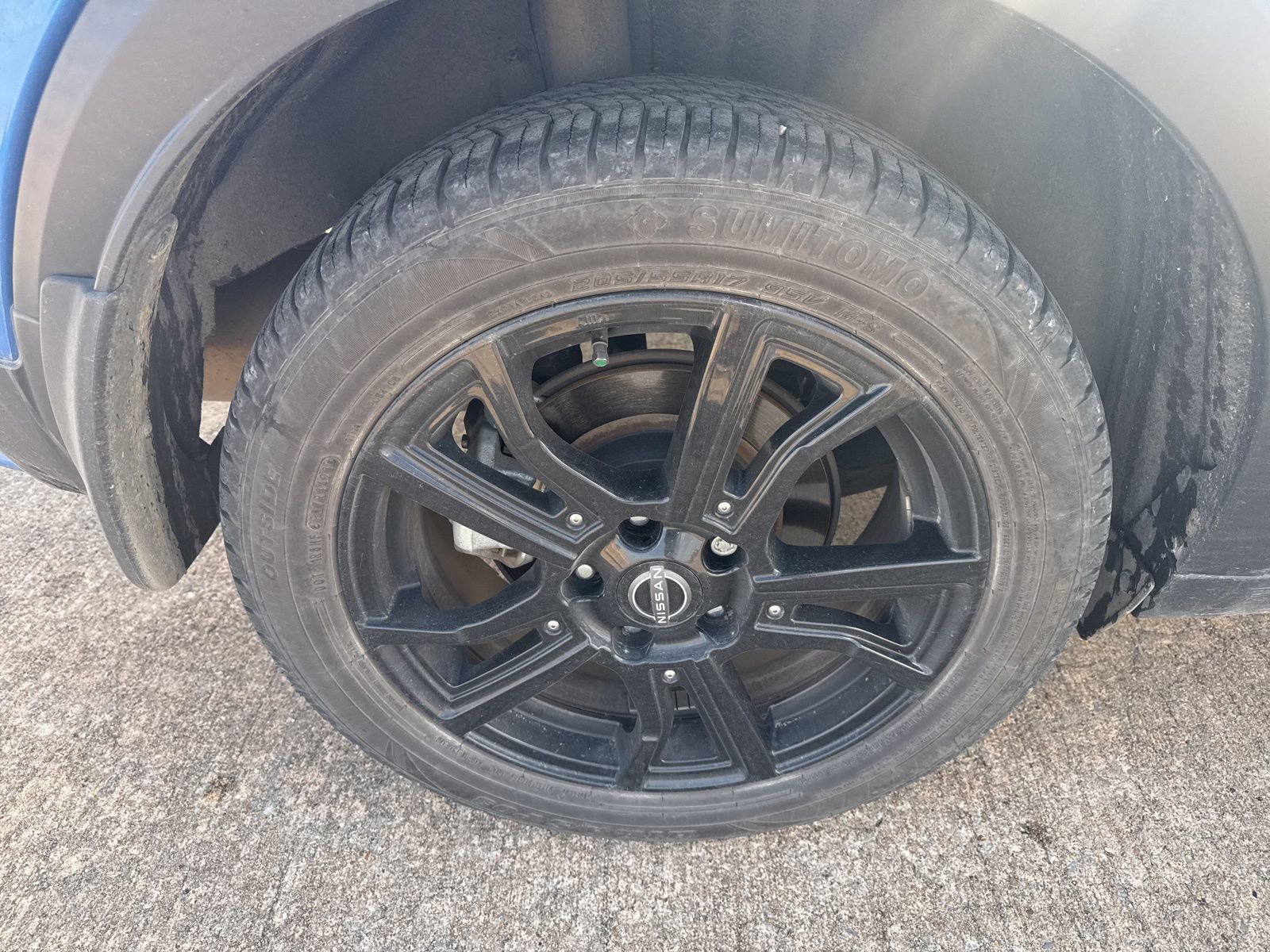 Used 2023 Nissan Kicks SR w/ Interior Electronics Package image 6