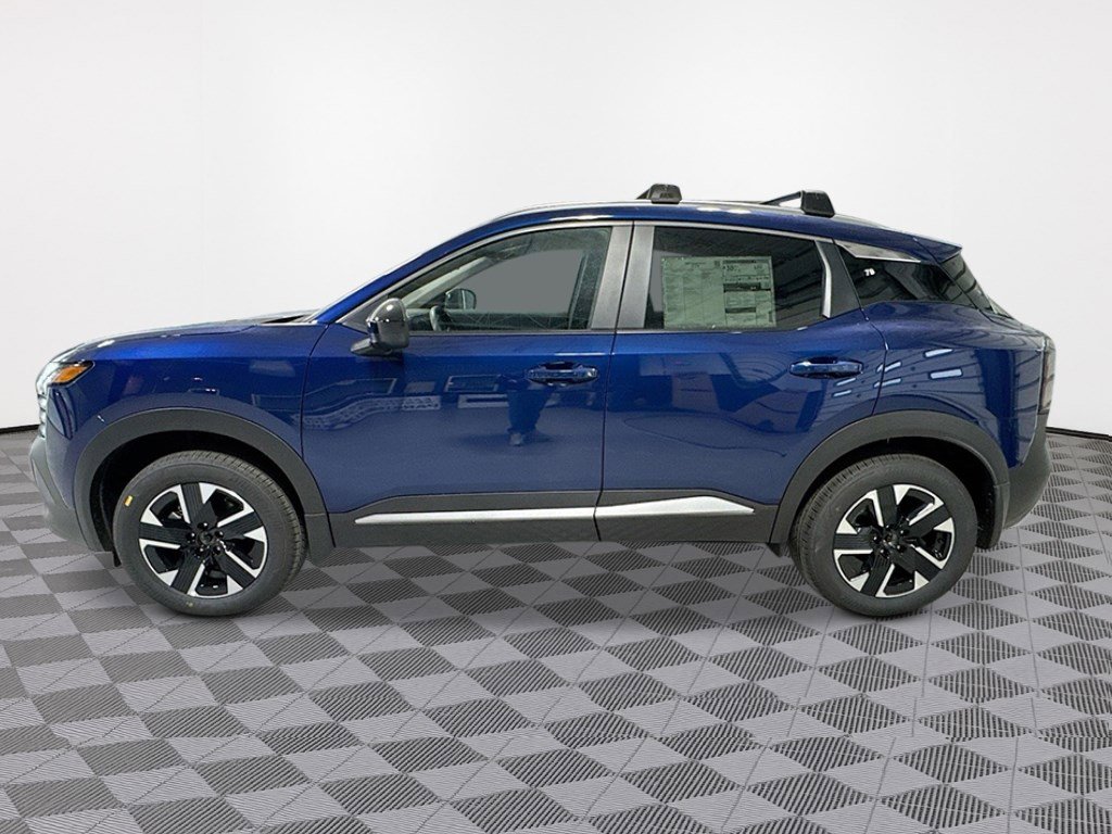 Used 2026 Nissan Kicks SV w/ Charging Package AWD/4WD image 6