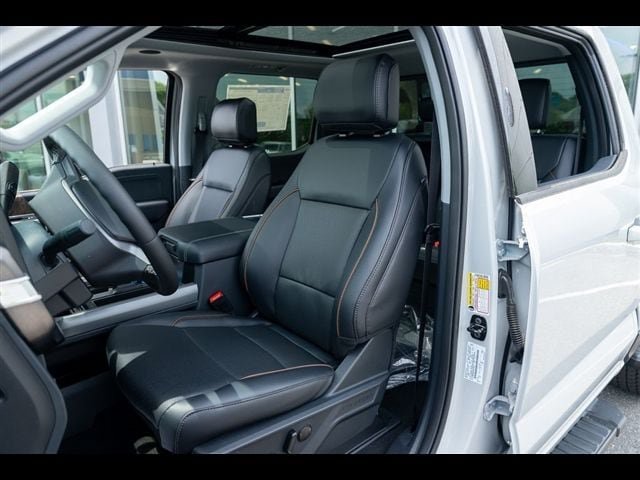 New 2026 Ford F250 Lariat w/ Black Appearance Package AWD/4WD image 55