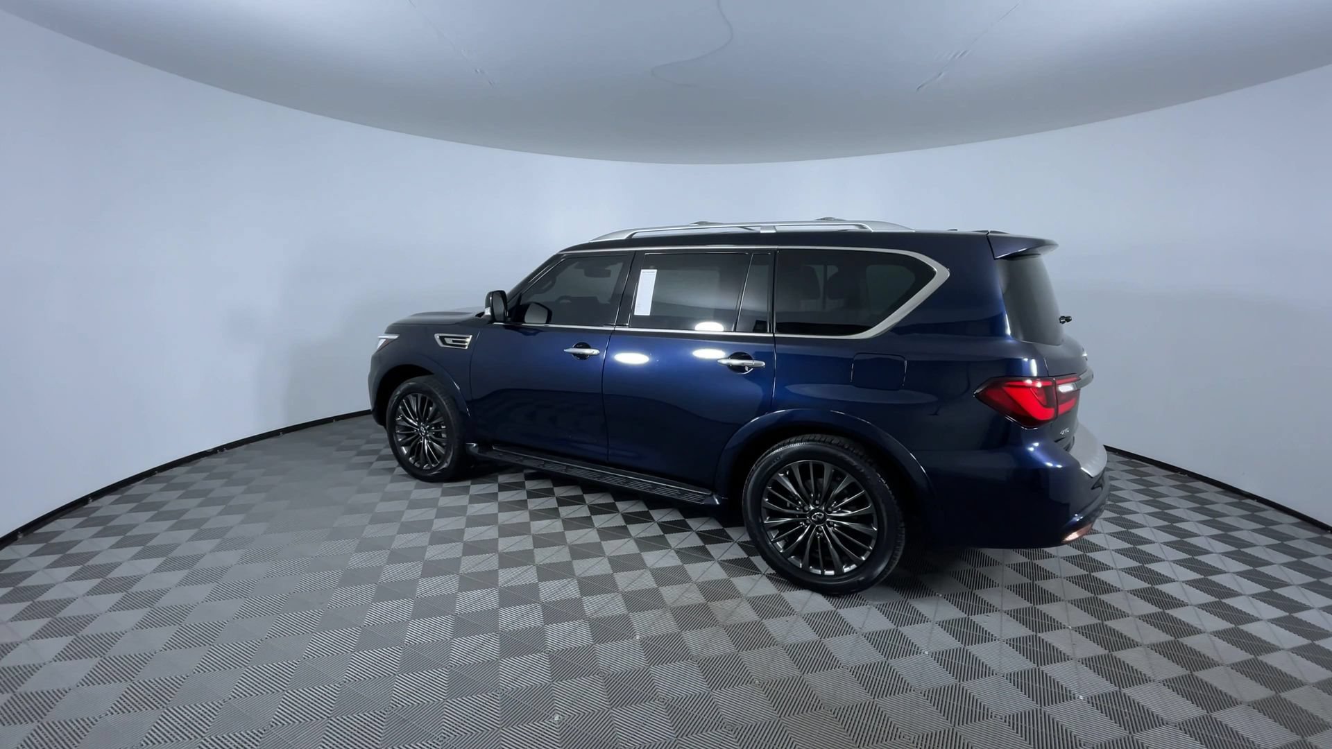 Used 2022 INFINITI QX80 Premium Select w/ Cargo Package AWD/4WD image 6