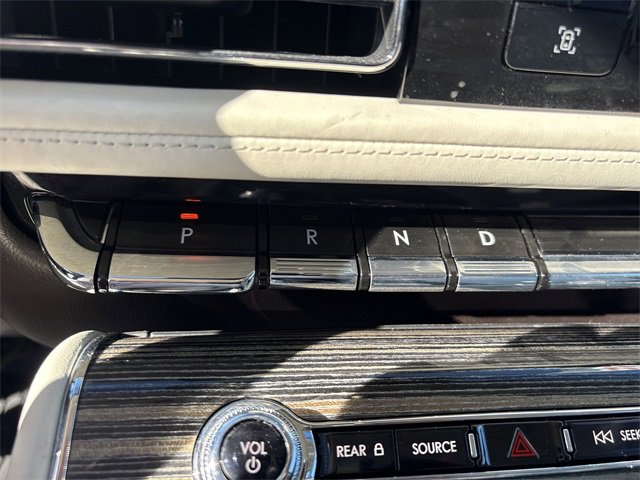 Used 2022 Lincoln Aviator Black Label w/ Dynamic Handling Package image 32