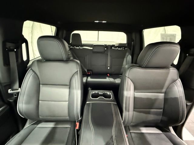 Used 2025 Chevrolet Silverado EV LT image 29