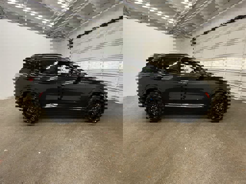 Used 2024 Chevrolet Equinox EV RS image 7