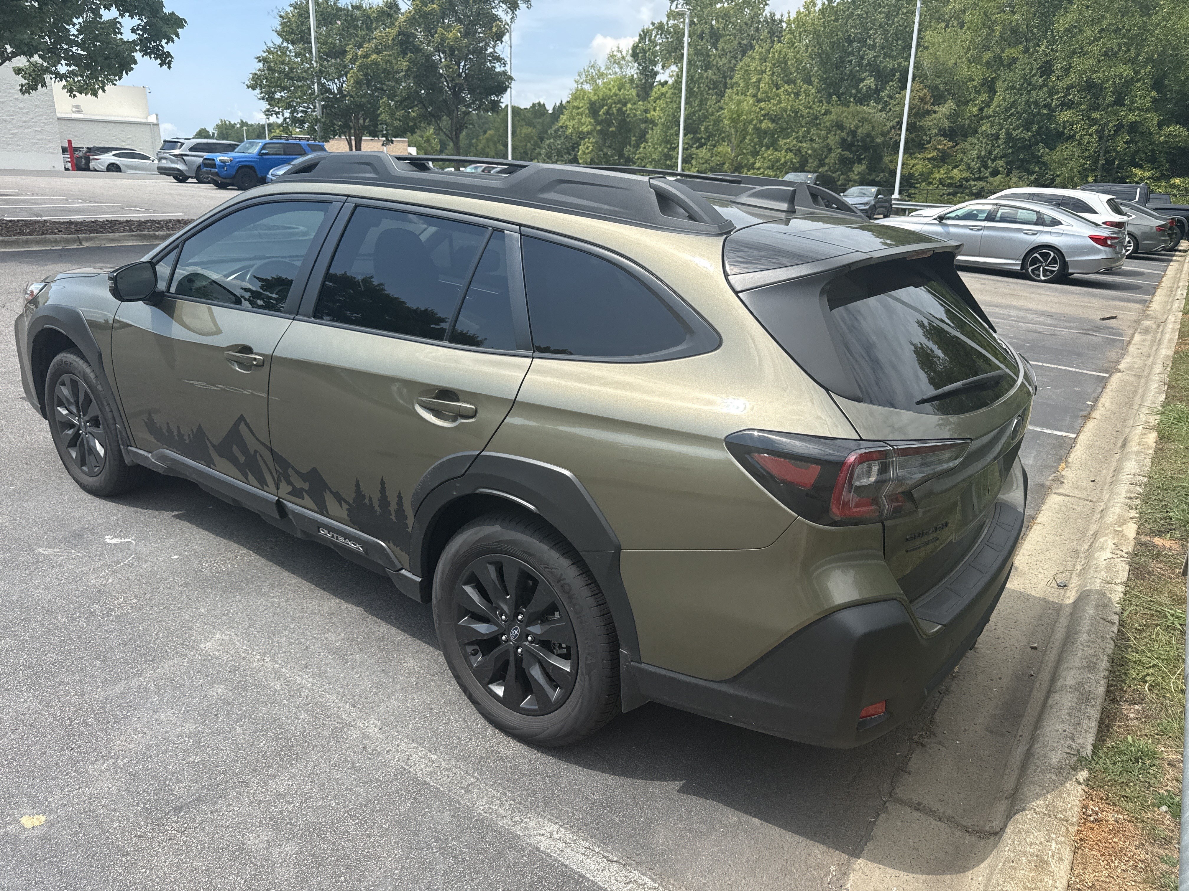 Used 2025 Subaru Outback Onyx Edition w/ Popular Package #2 AWD/4WD image 43