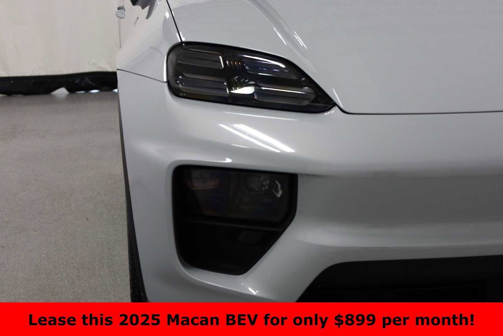 Certified 2025 Porsche Macan Electric image 15