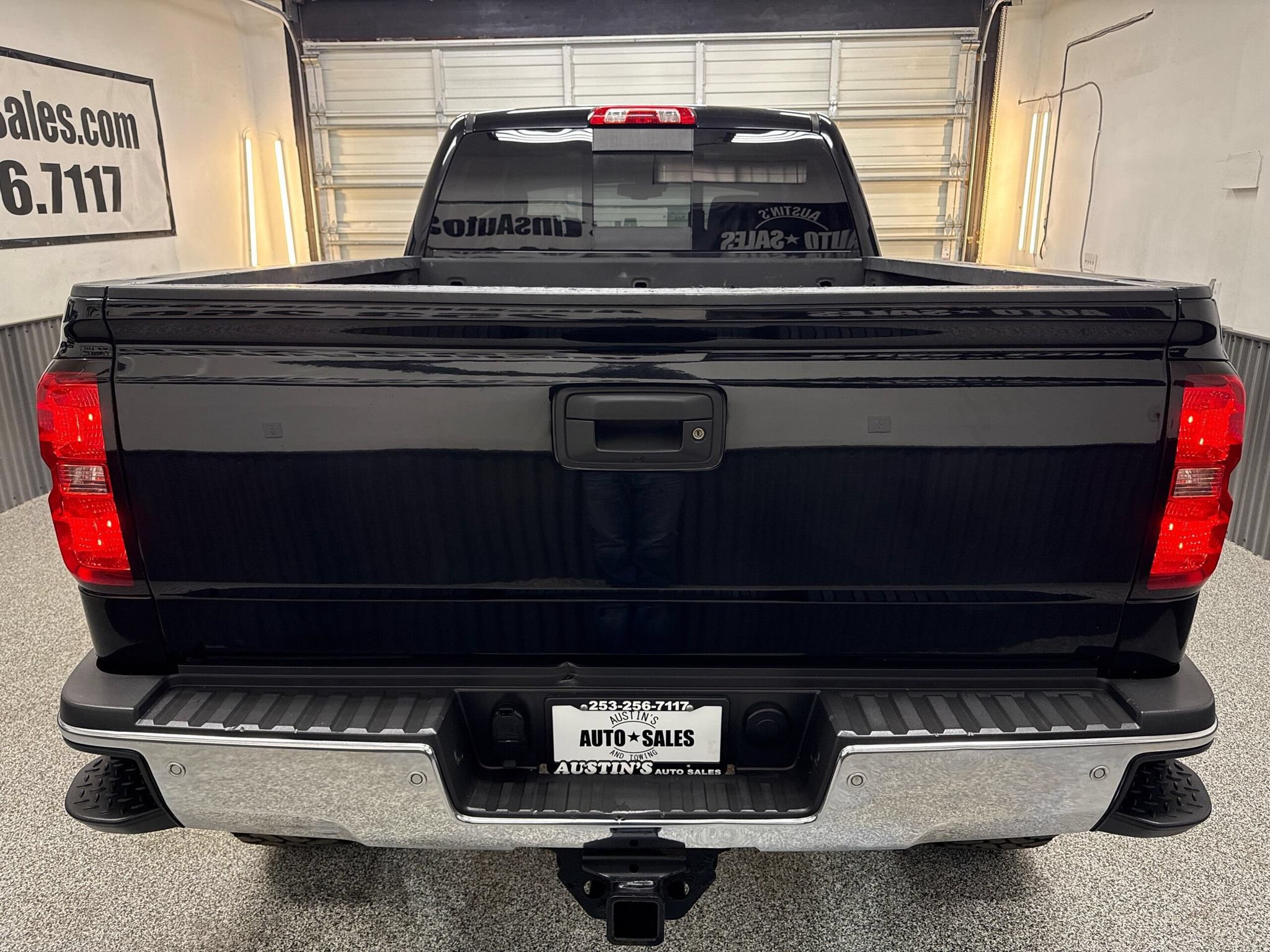Used 2015 Chevrolet Silverado 3500 LTZ AWD/4WD image 4
