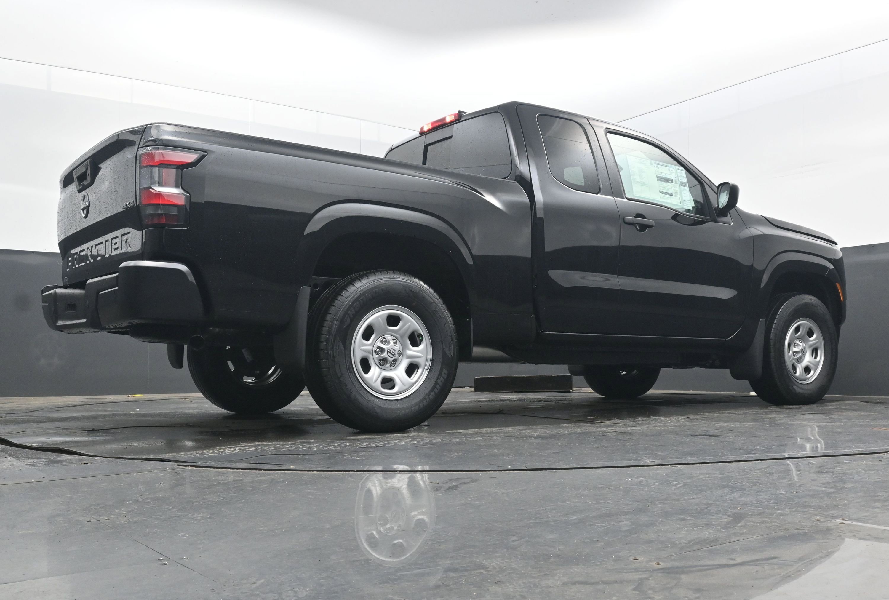 New 2026 Nissan Frontier S image 29