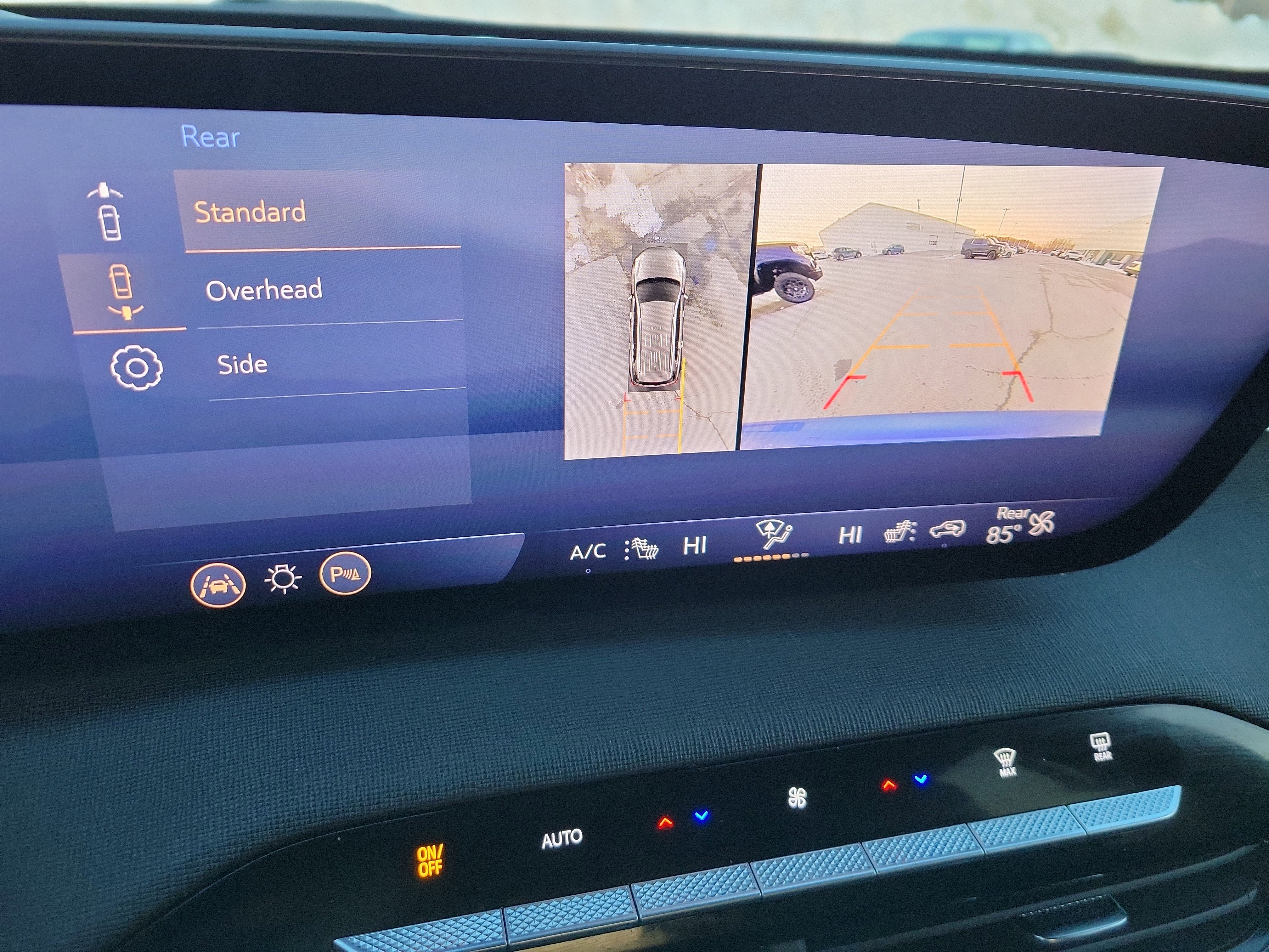 Certified 2025 Buick Enclave Preferred image 27