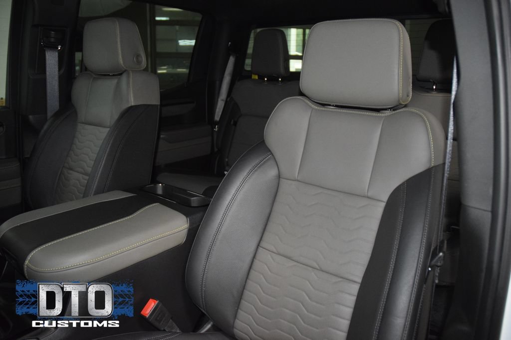 Used 2025 Chevrolet Silverado 1500 ZR2 w/ Technology Package AWD/4WD image 48