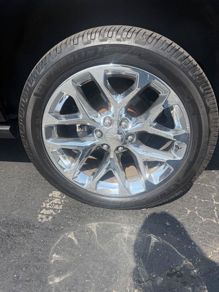 Used 2018 GMC Yukon XL Denali w/ Open Road Package AWD/4WD image 2