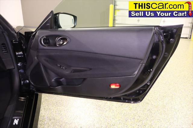 Used 2023 Nissan Z w/ Floor Mat Package RWD image 32