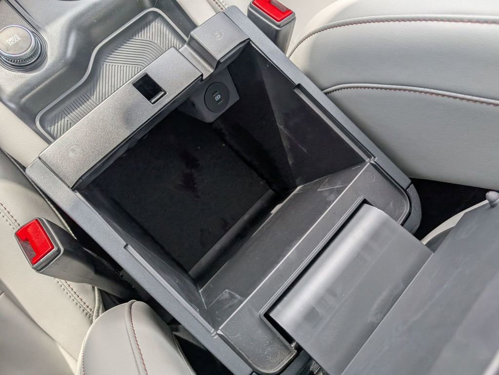 New 2025 Ford Explorer Active w/ Active Comfort Package image 41