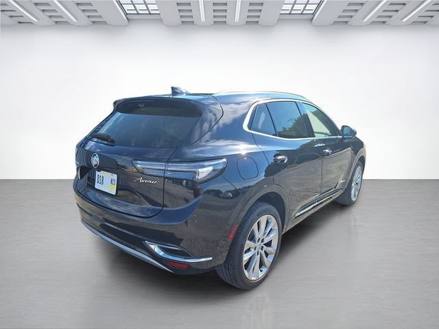 Used 2023 Buick Envision Avenir AWD/4WD image 4