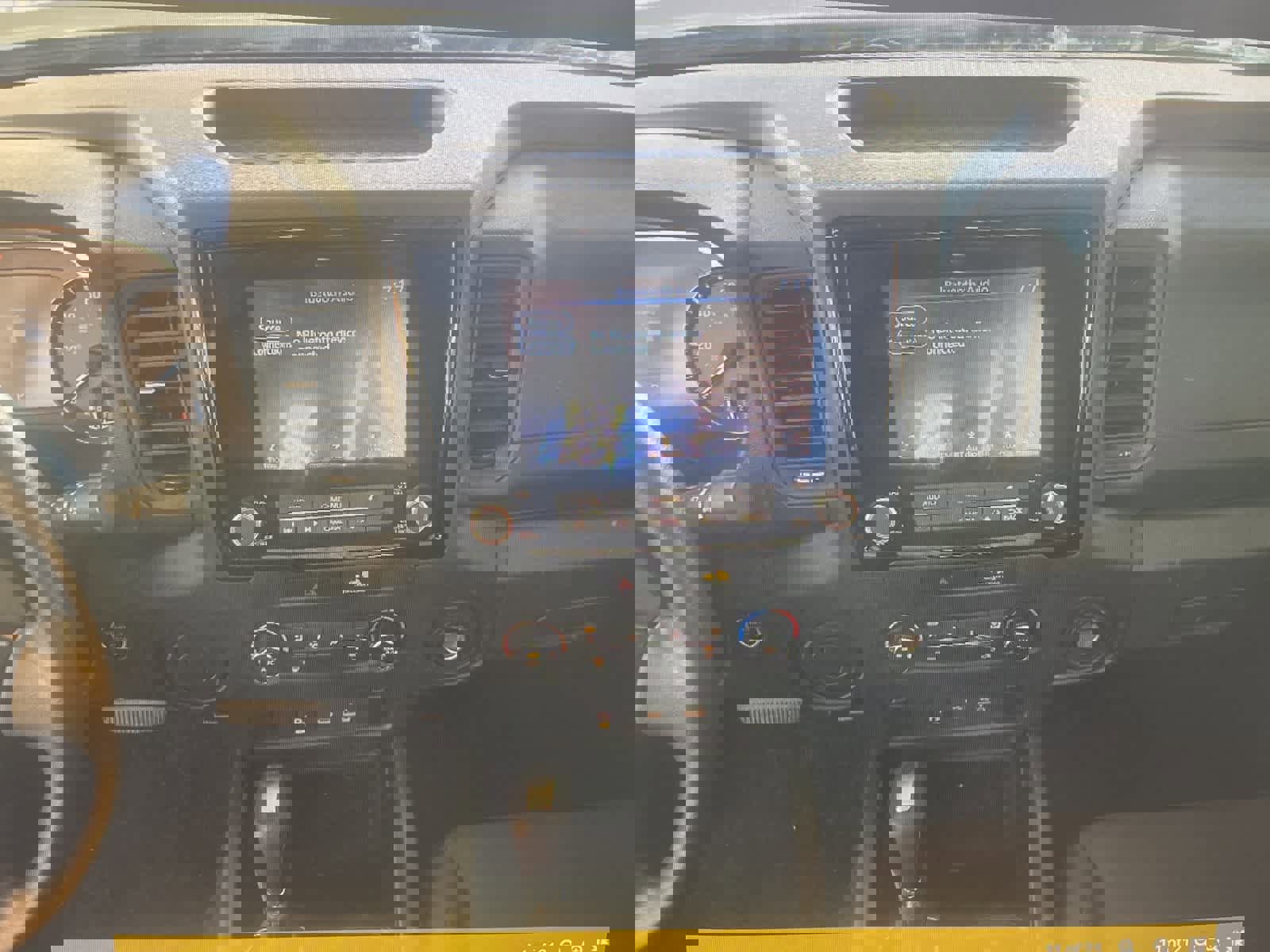 Used 2023 Nissan Frontier S w/ Technology Package image 10