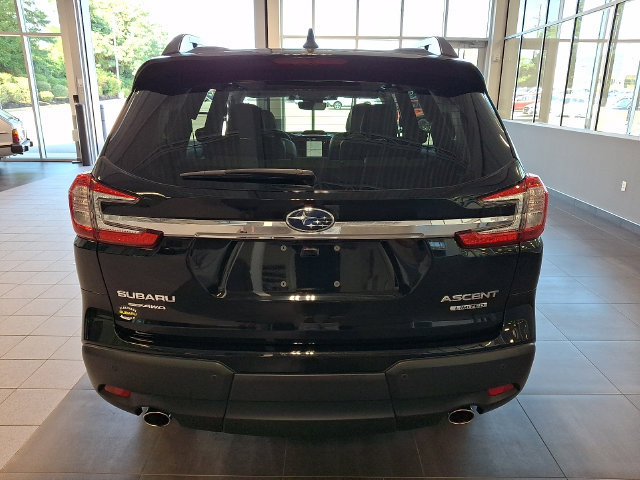 Used 2023 Subaru Ascent Limited w/ Technology Package AWD/4WD image 6