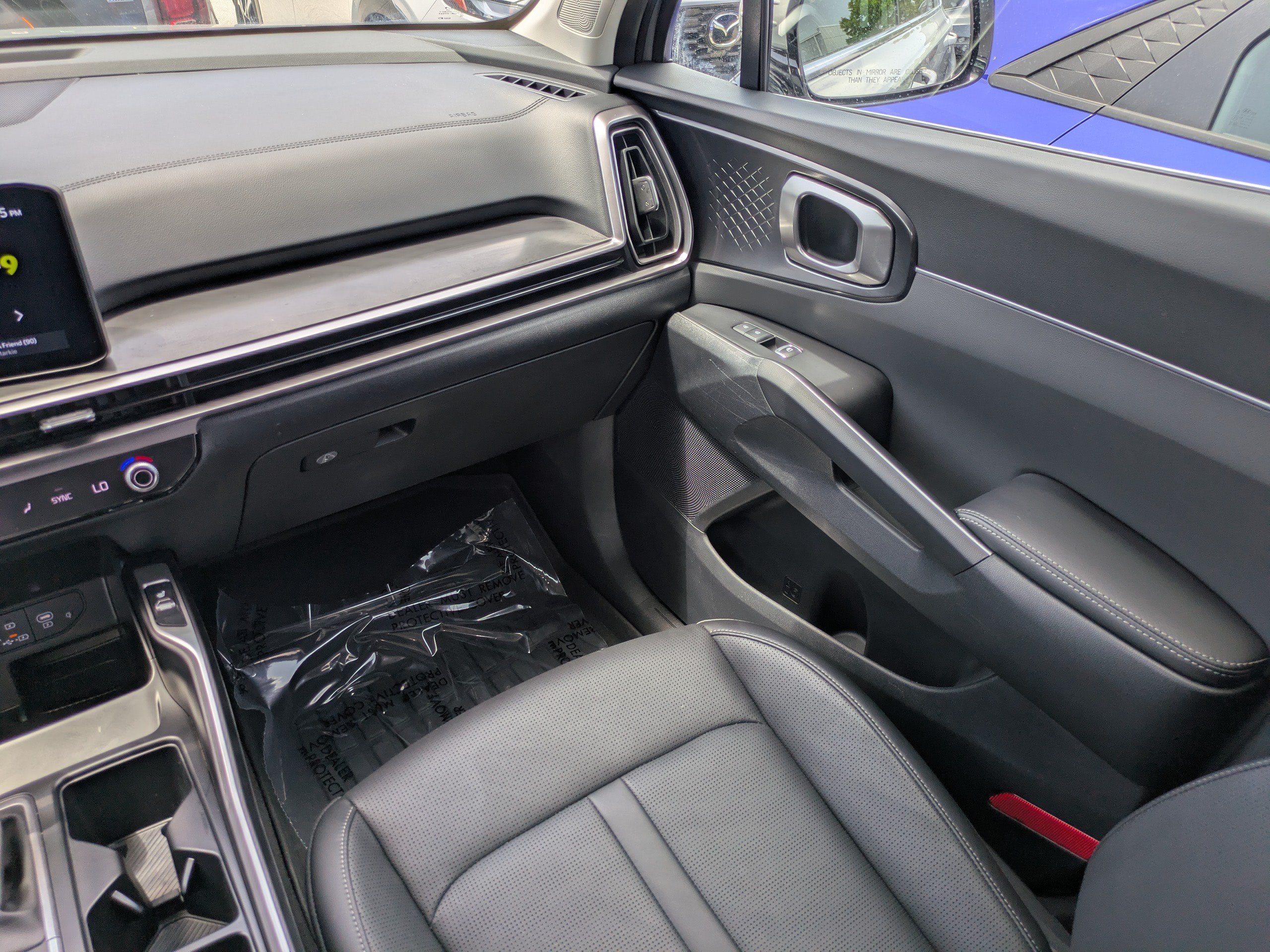Used 2025 Kia Sorento EX w/ Panoramic Sunroof Package AWD/4WD image 16