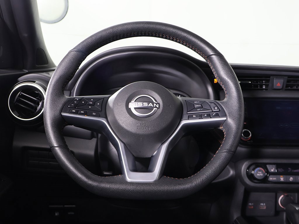 Used 2023 Nissan Kicks SR w/ SR Premium Package image 34