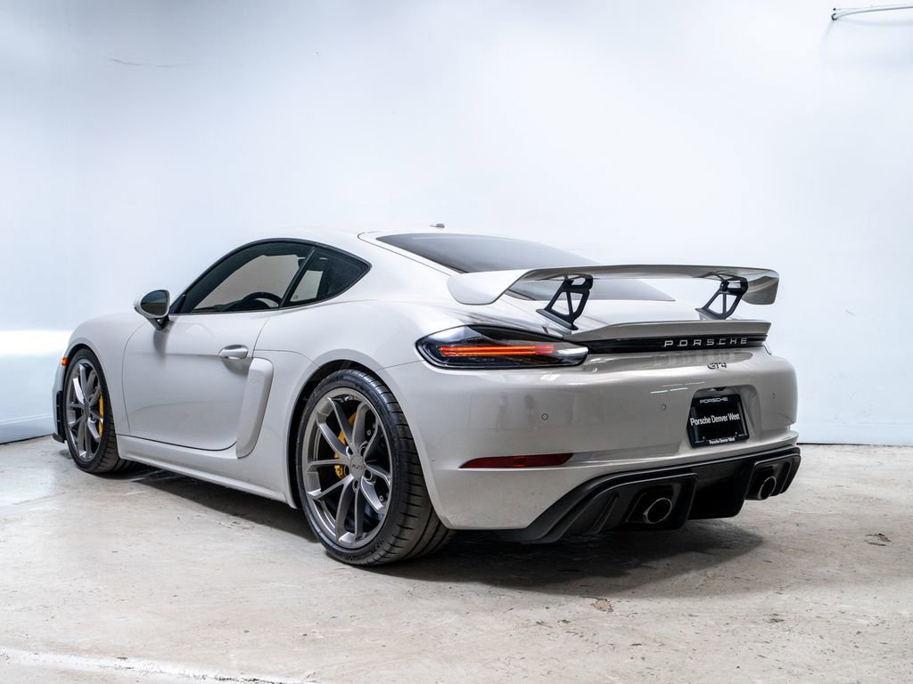Used 2021 Porsche 718 Cayman GT4 RWD image 3