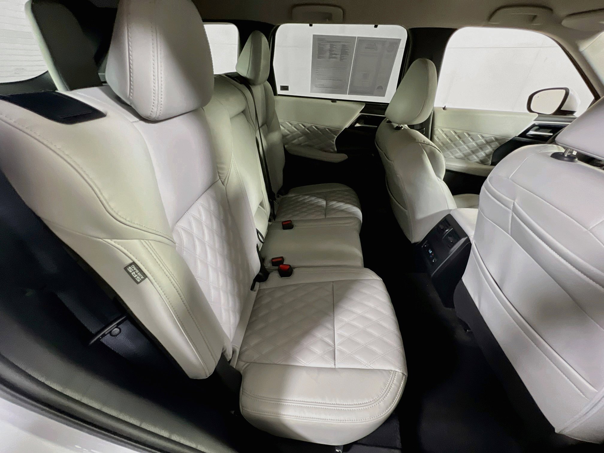 Used 2024 Mitsubishi Outlander SEL image 26