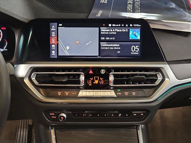 Used 2022 BMW 330i Sedan w/ Driving Assistance Package RWD image 15