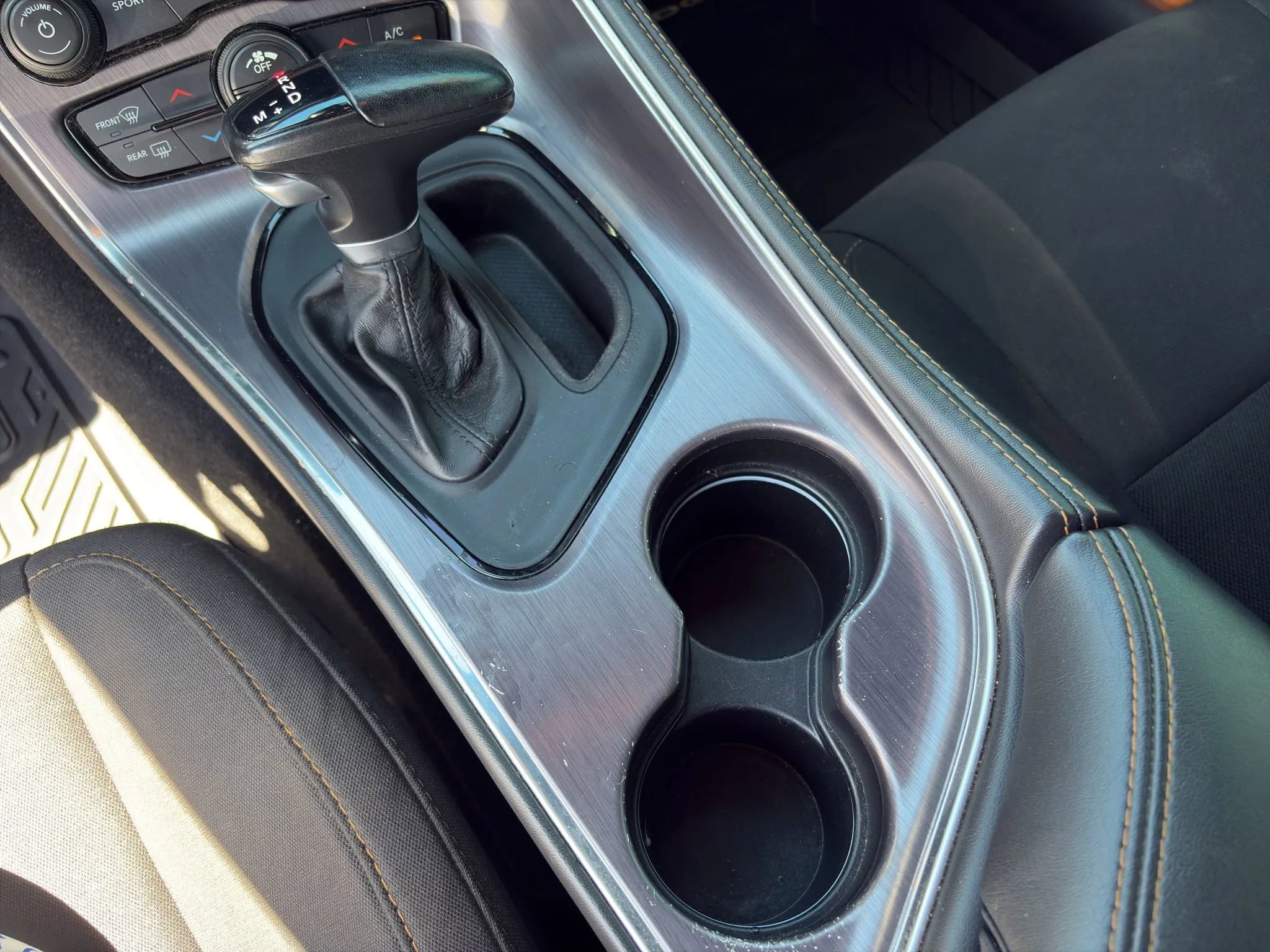 Used 2019 Dodge Challenger GT w/ Stars & Stripes Edition image 15