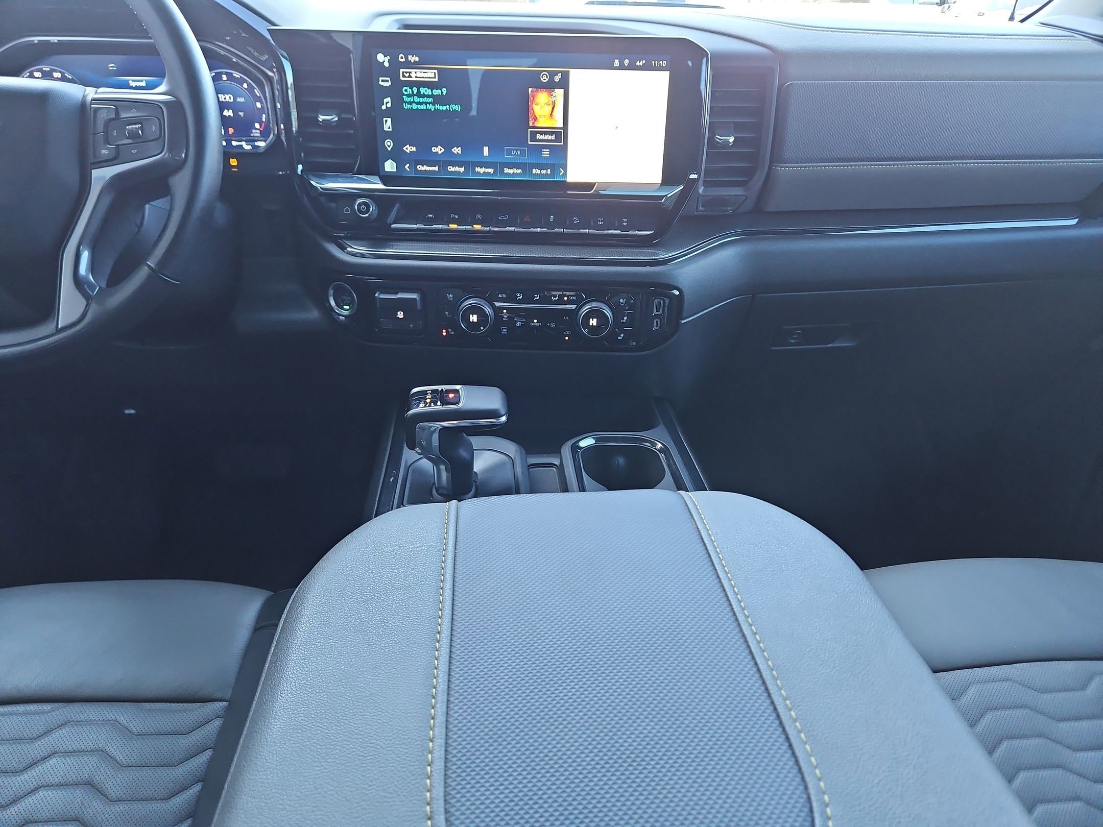 Used 2024 Chevrolet Silverado 1500 ZR2 w/ Technology Package image 10