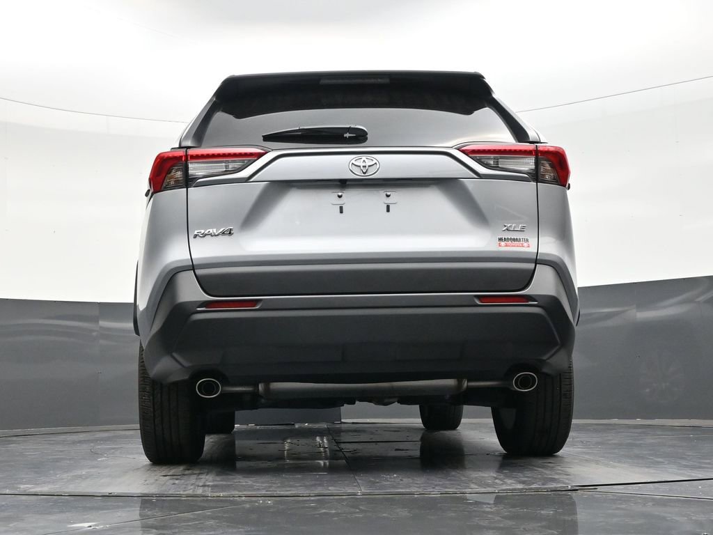 Used 2025 Toyota RAV4 XLE Premium image 23