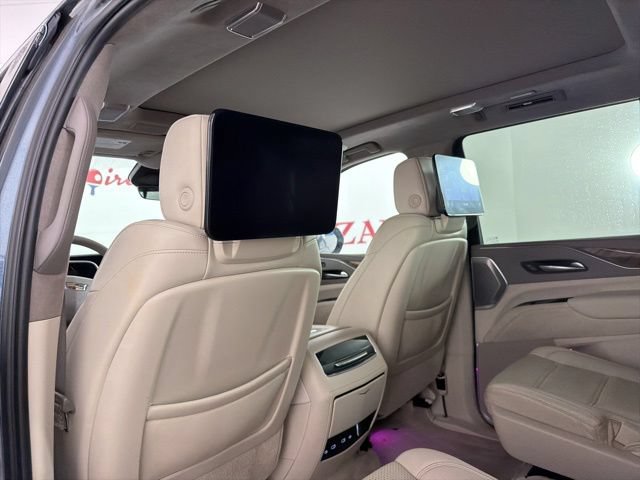 Used 2021 Cadillac Escalade Premium Luxury Platinum AWD/4WD image 14