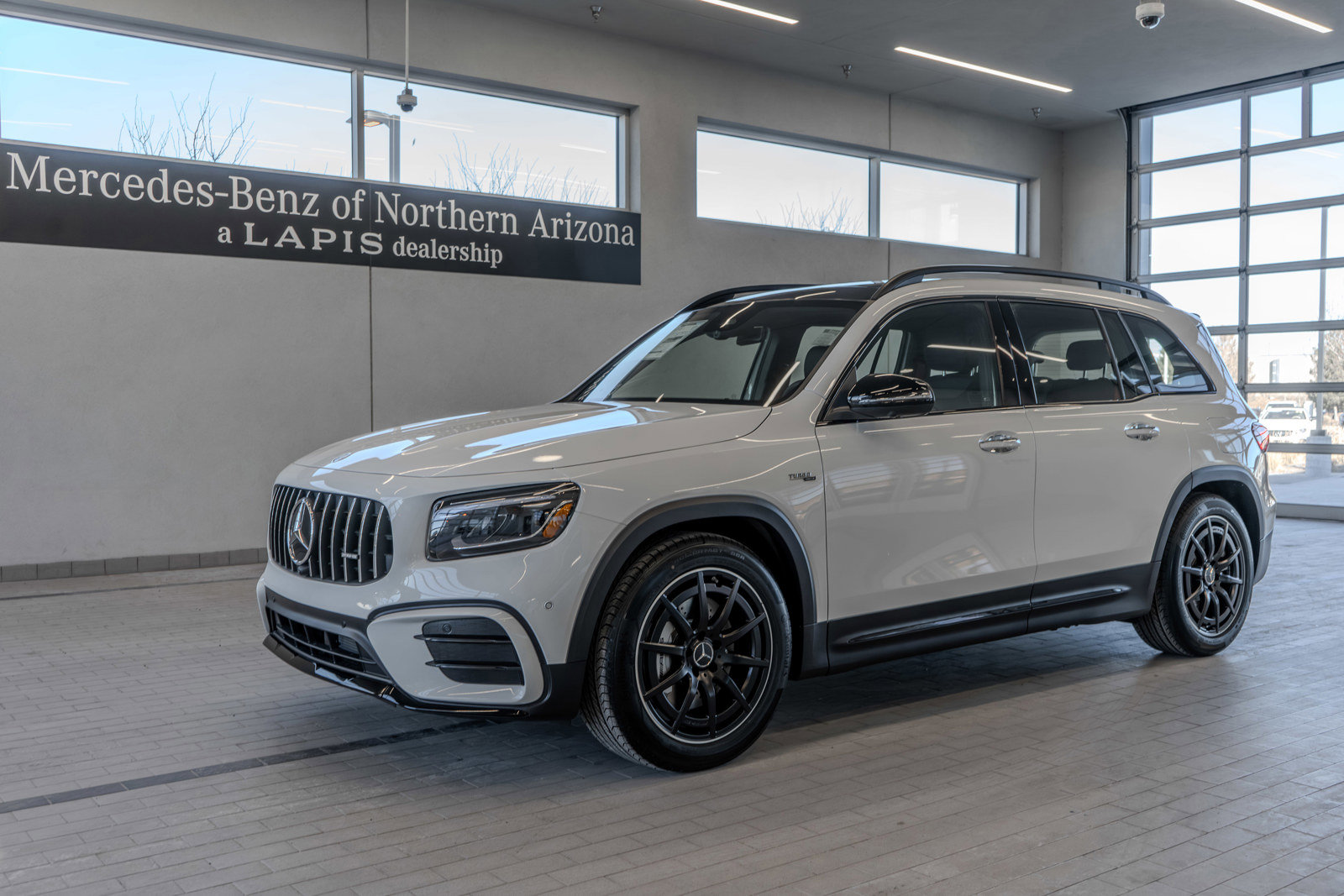 New 2026 Mercedes-Benz GLB 35 AMG 4MATIC image 3