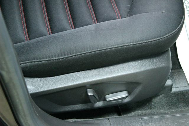 Used 2014 Ford Fusion SE w/ Equipment Group 201A image 13