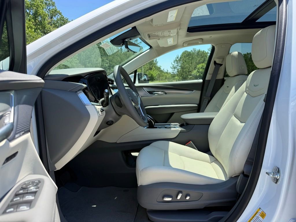 New 2026 Cadillac XT5 Premium Luxury FWD image 19