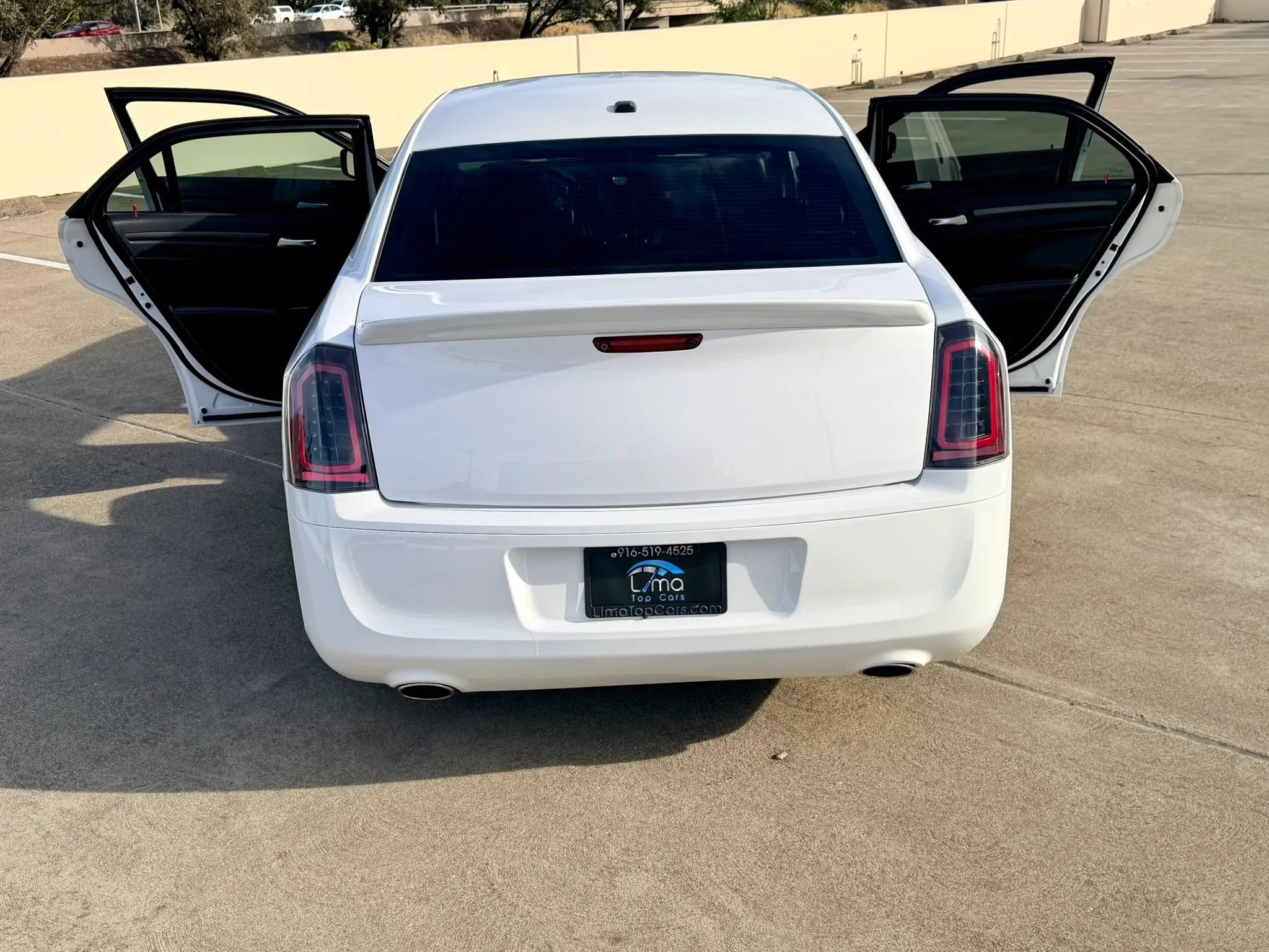 Used 2013 Chrysler 300 S RWD image 65