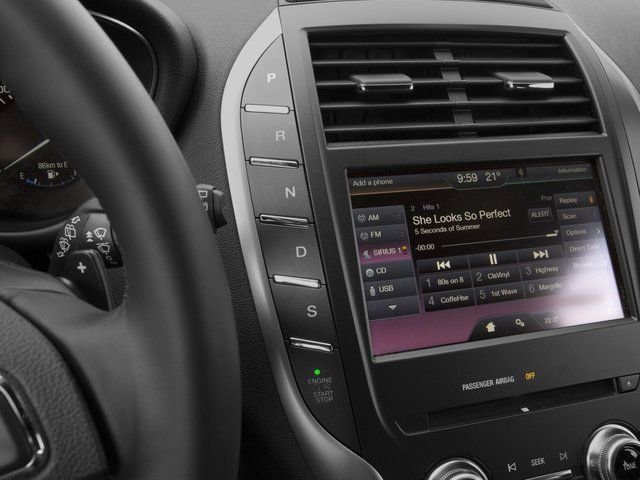 Used 2017 Lincoln MKC Premiere FWD image 11