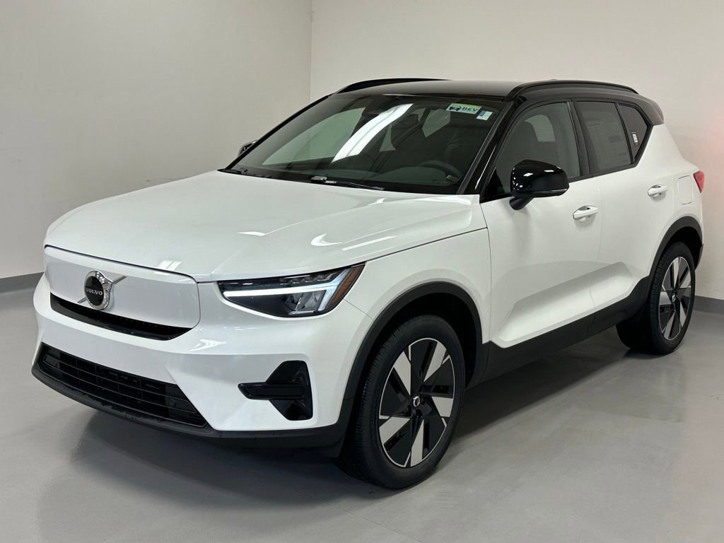 New 2024 Volvo XC40 Recharge Core w/ Protection Package Premier