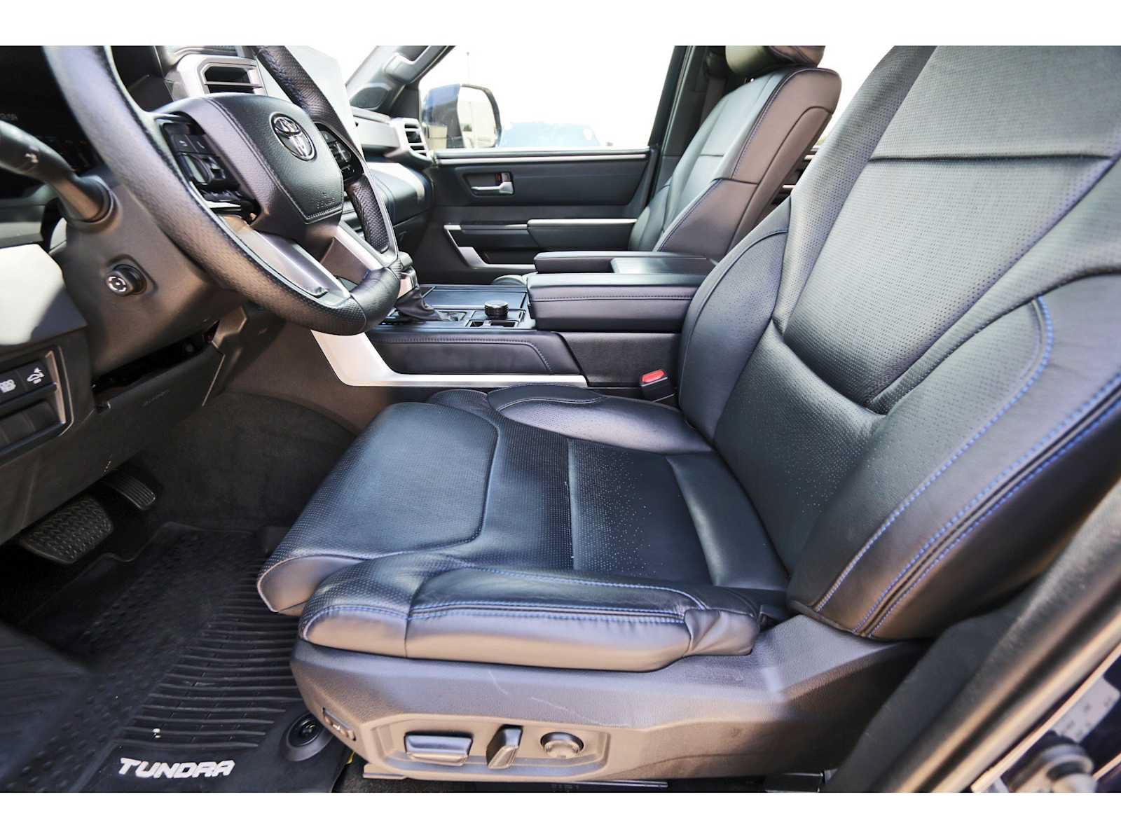Used 2023 Toyota Tundra Platinum AWD/4WD image 11
