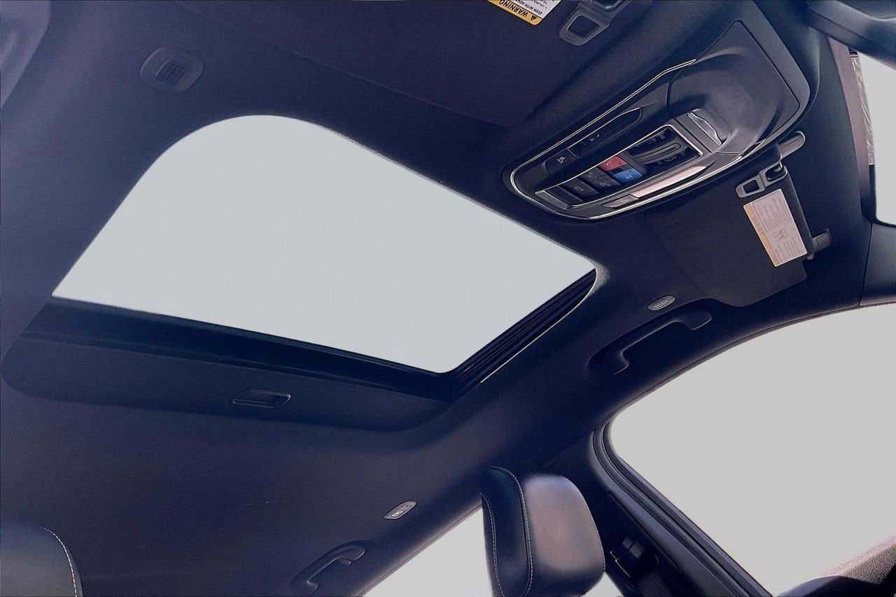 Certified 2023 Jeep Grand Cherokee L Laredo image 16