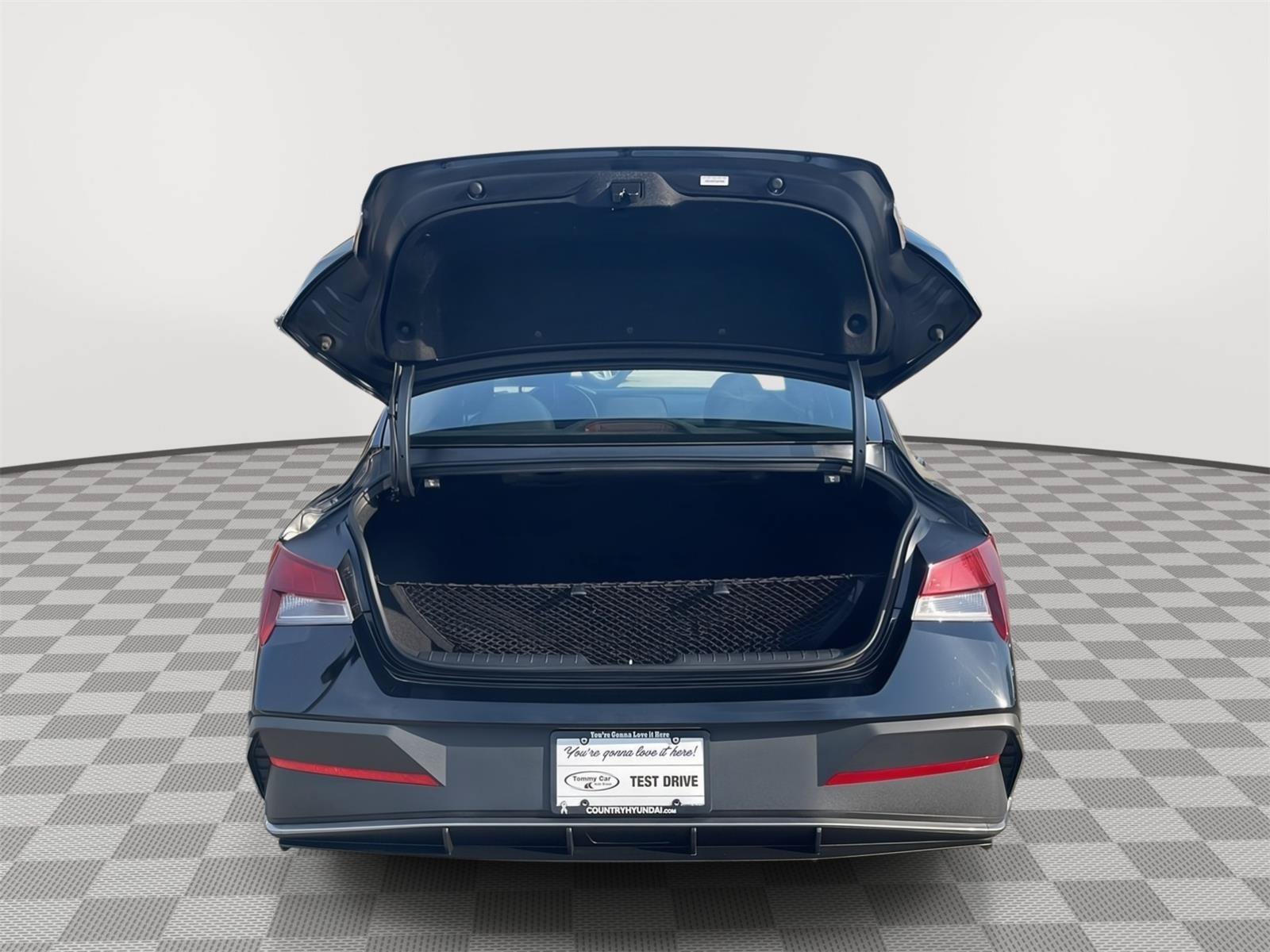 Used 2025 Hyundai Elantra Sport FWD image 36