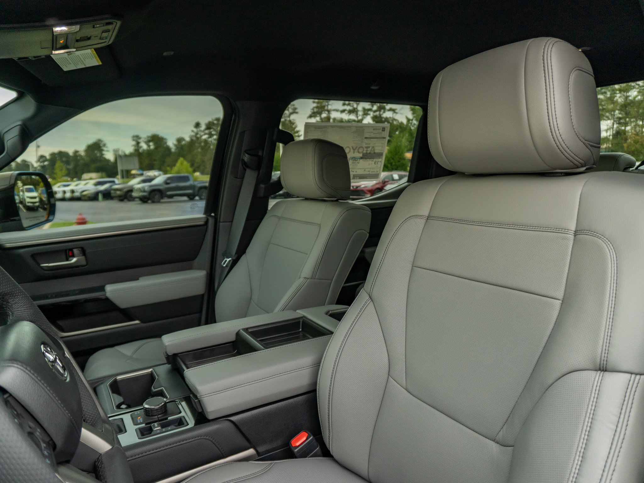 New 2026 Toyota Tundra Limited AWD/4WD image 13