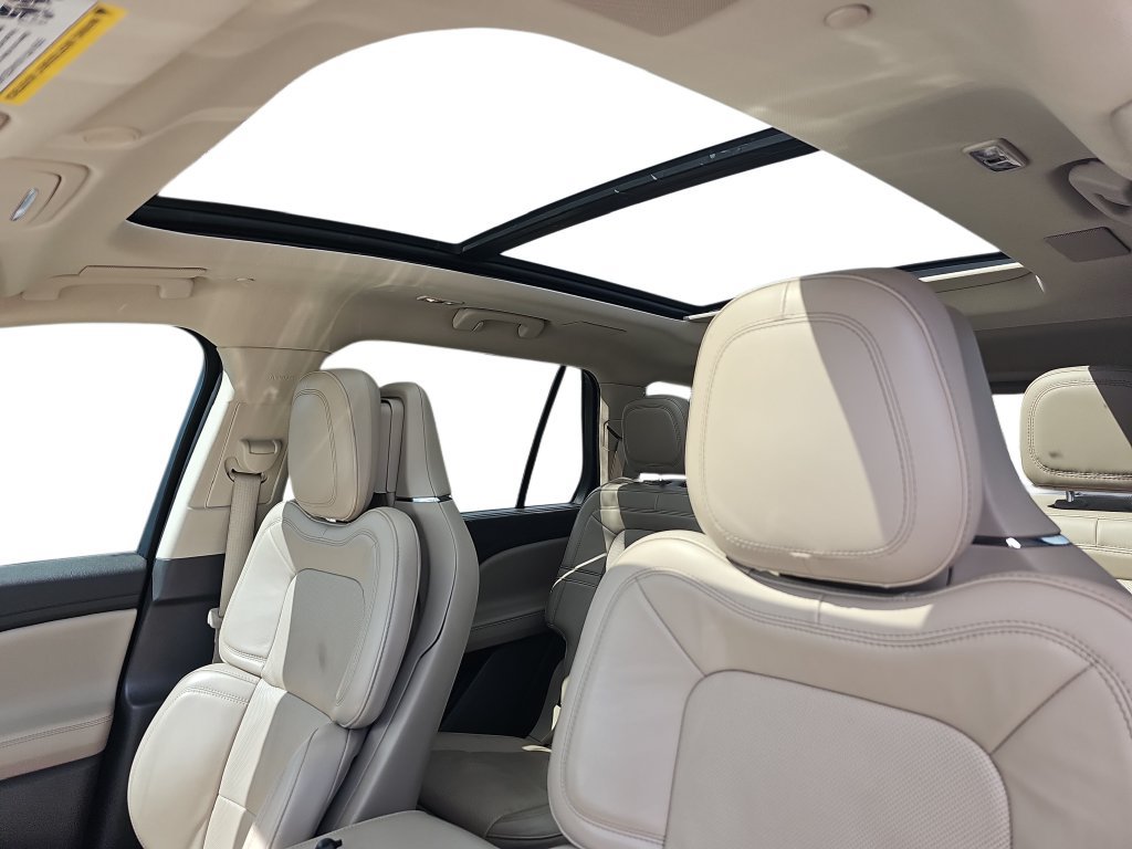 Used 2022 Lincoln Aviator Reserve w/ Equipment Group 201A AWD/4WD image 29