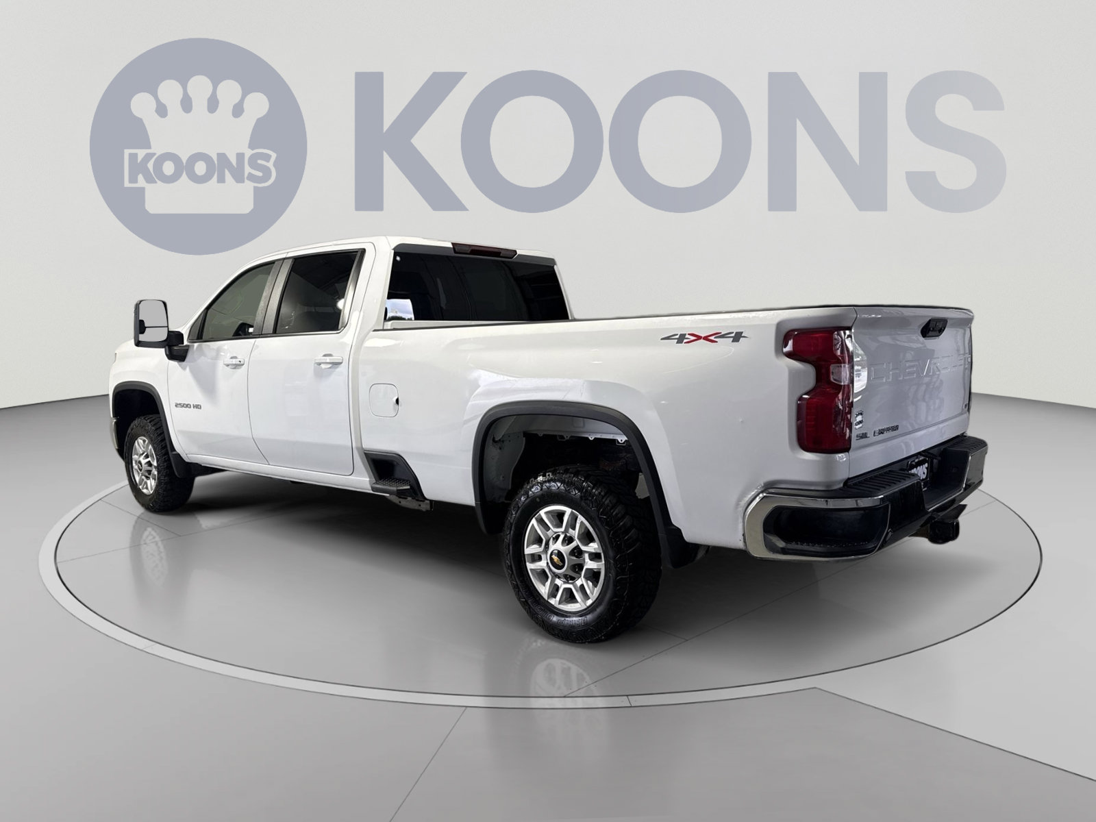 Used 2024 Chevrolet Silverado 2500 LT AWD/4WD image 8