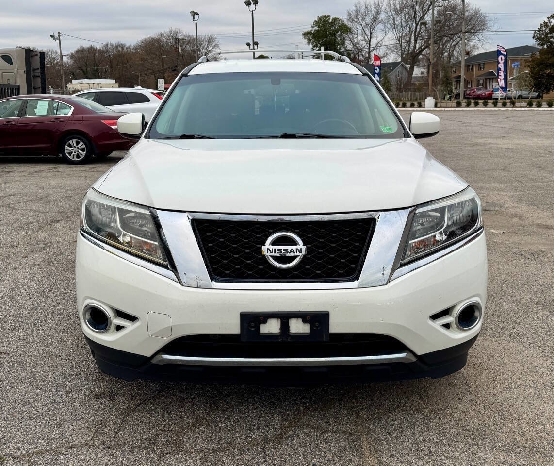 Used 2014 Nissan Pathfinder SL w/ SL Tech Package image 2
