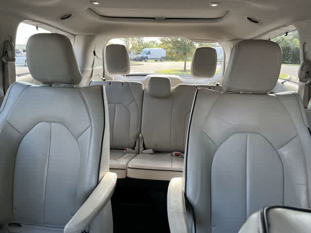 Used 2021 Chrysler Pacifica Limited FWD image 38