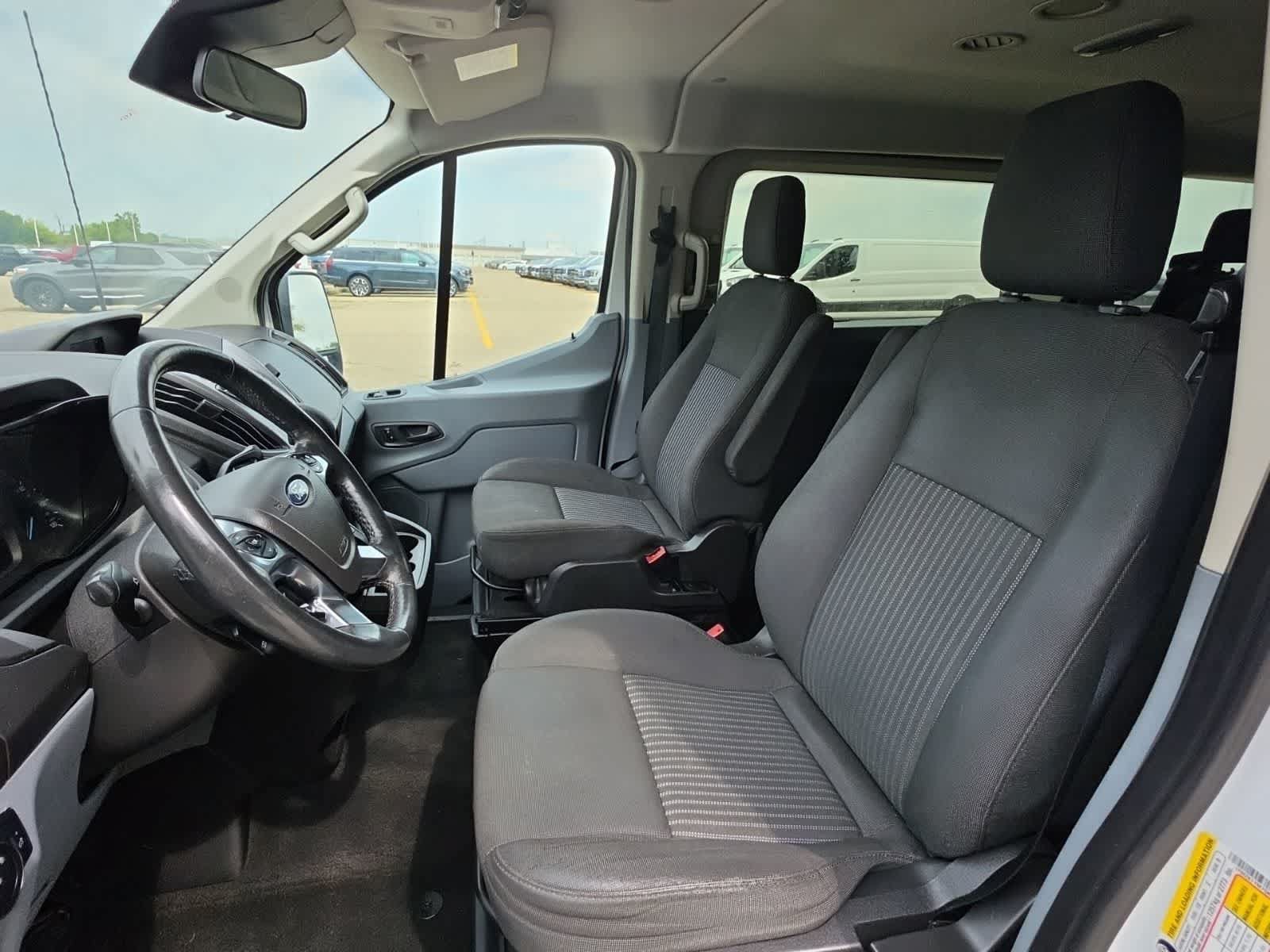 Used 2016 Ford Transit 150 XLT RWD image 18