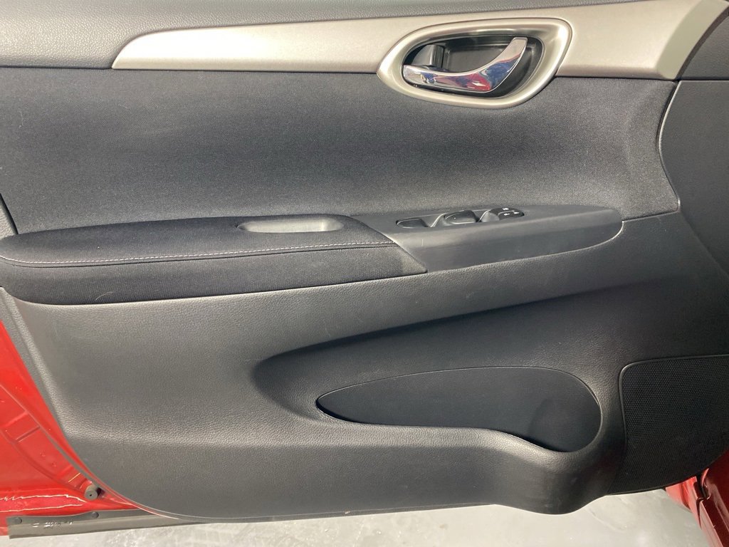 Used 2014 Nissan Sentra S image 22