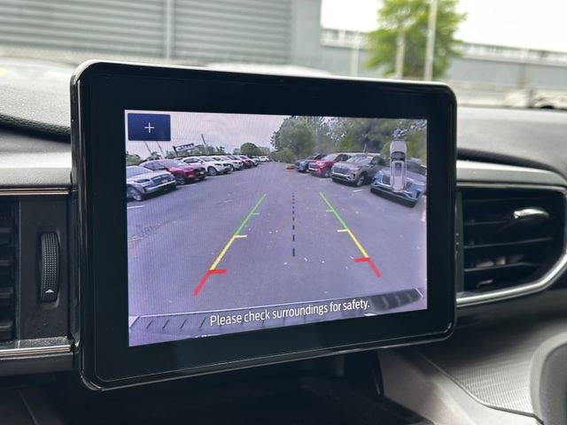 Used 2023 Ford Explorer XLT w/ Equipment Group 202A AWD/4WD image 22