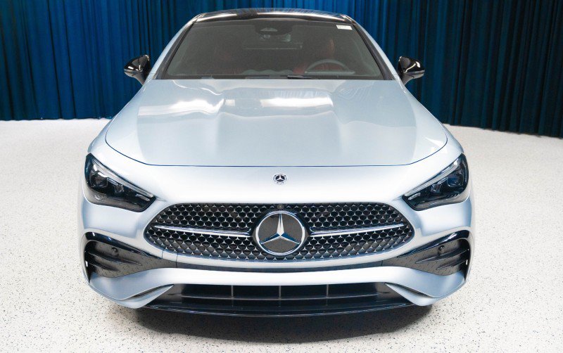 New 2026 Mercedes-Benz CLE 450 4MATIC Coupe image 2