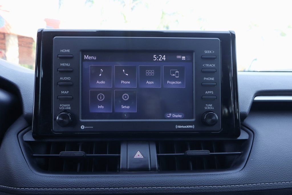 Used 2021 Toyota RAV4 XLE image 29