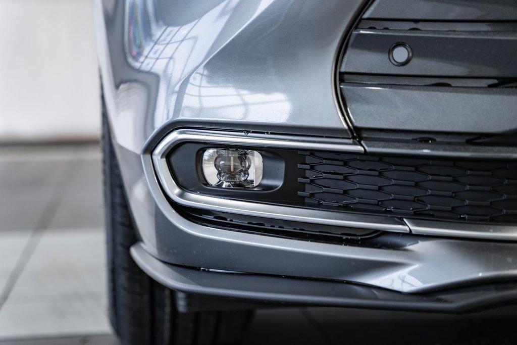 New 2026 Toyota Sienna Limited image 14