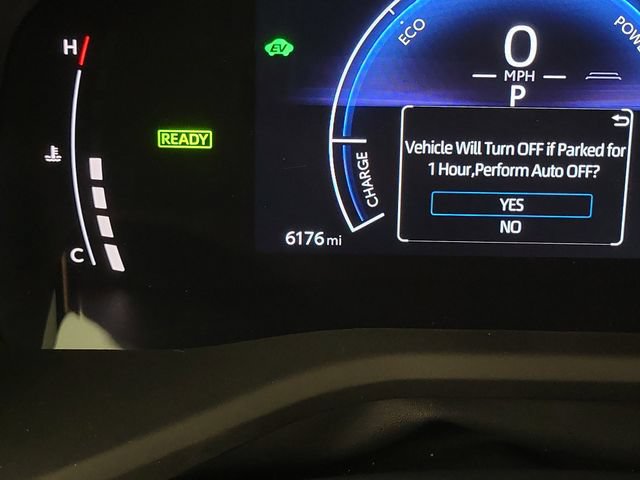 Used 2026 Toyota Camry Hybrid FWD image 2